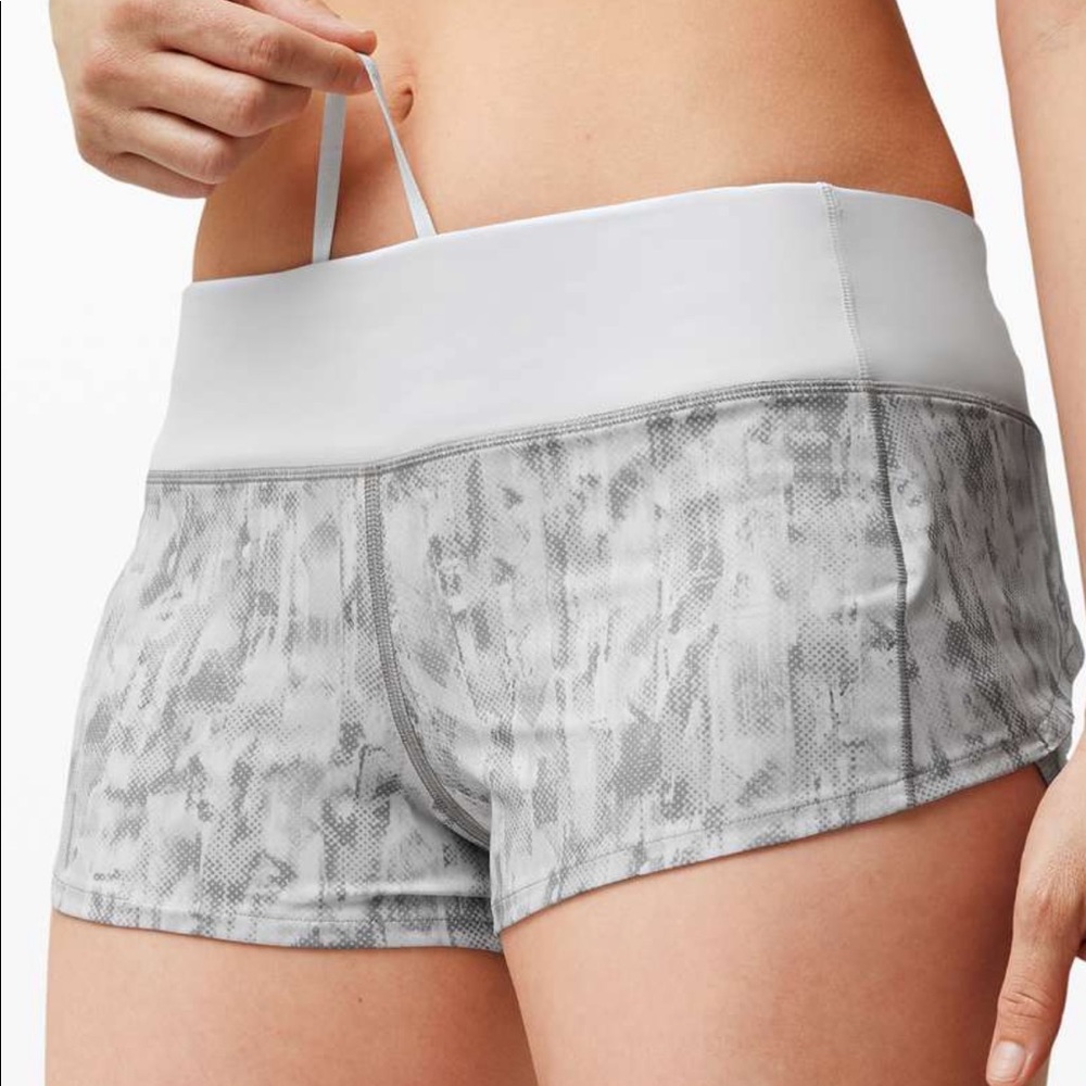 Lululemon Speed Up LR Short - 2.5” lined 8 - NWT